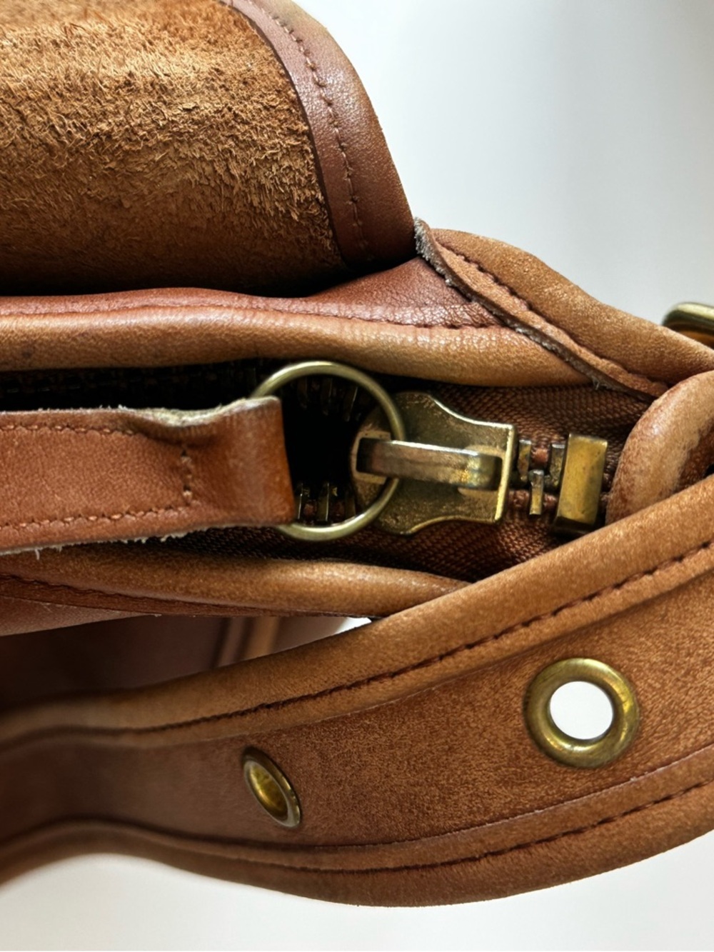 Vintage COACH 9951 Patricia’s Legacy Crossbody Brown Leather  Saddle Bag - Picture 9 of 11